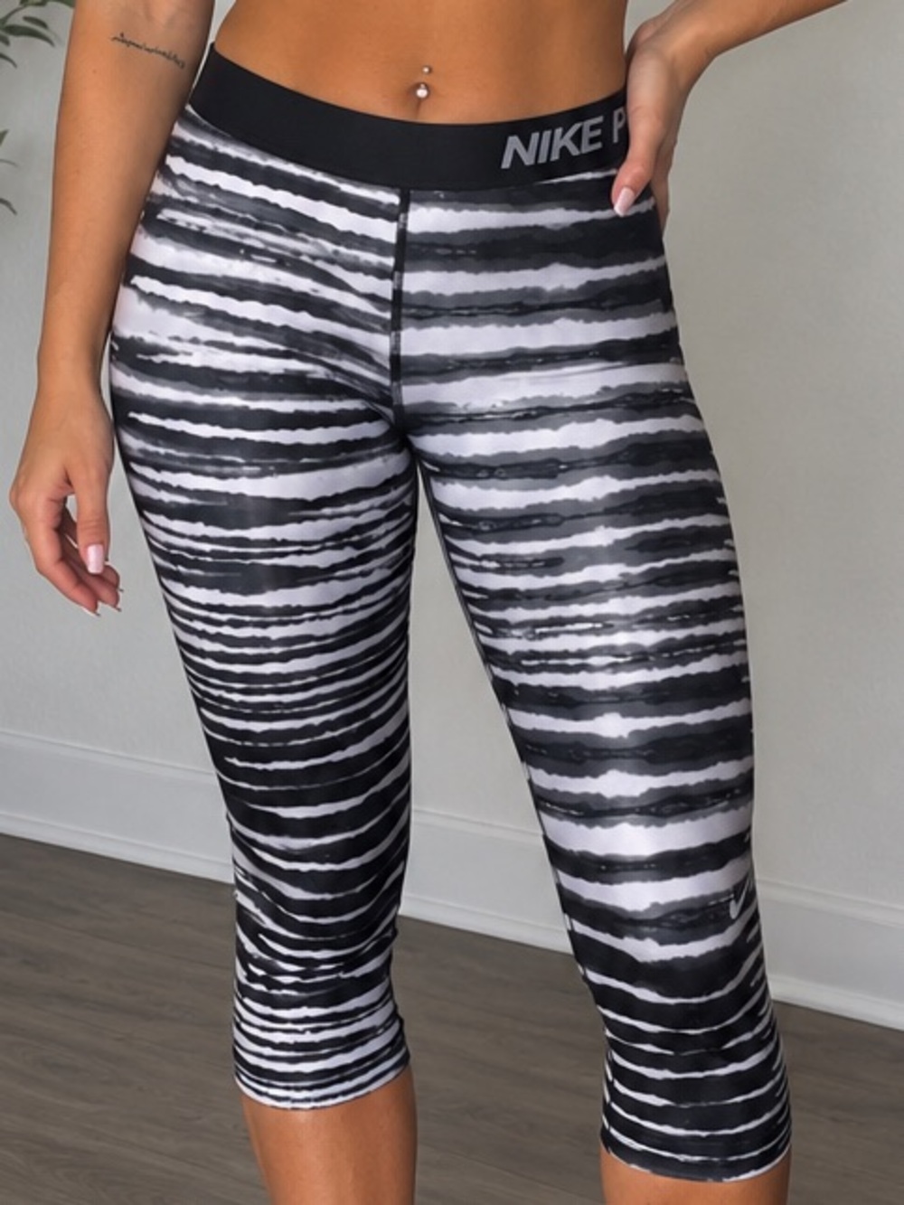 . Nike Pro Zebra Printed Compression Dri-FIT Capri Leggings